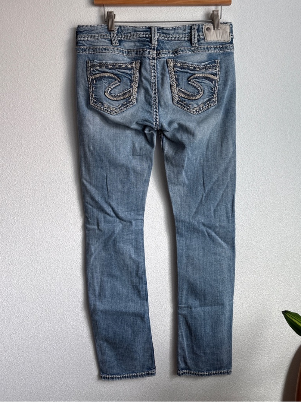 Y2K Silver Jeans low rise bootcut jeans in a light wash size 30
